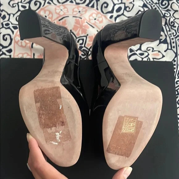 Valentino Garavani Black Patent Platform Heels - Picture 6 of 8